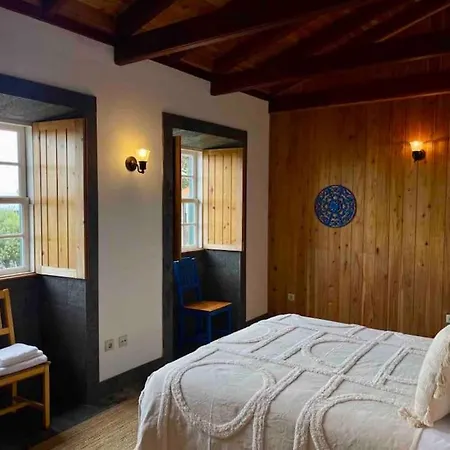Nyaraló Casa Da Terra Alta Santo Amaro